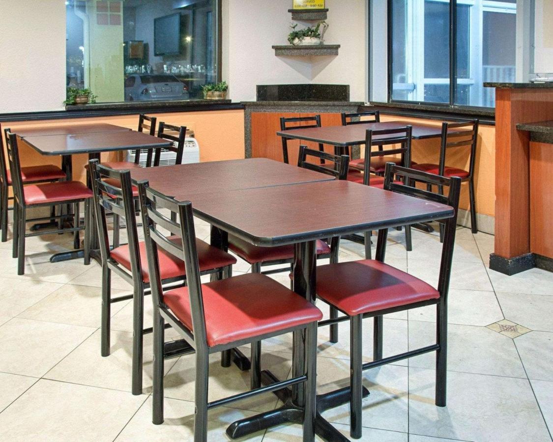 Rodeway Inn Florence - Cincinnati South Extérieur photo