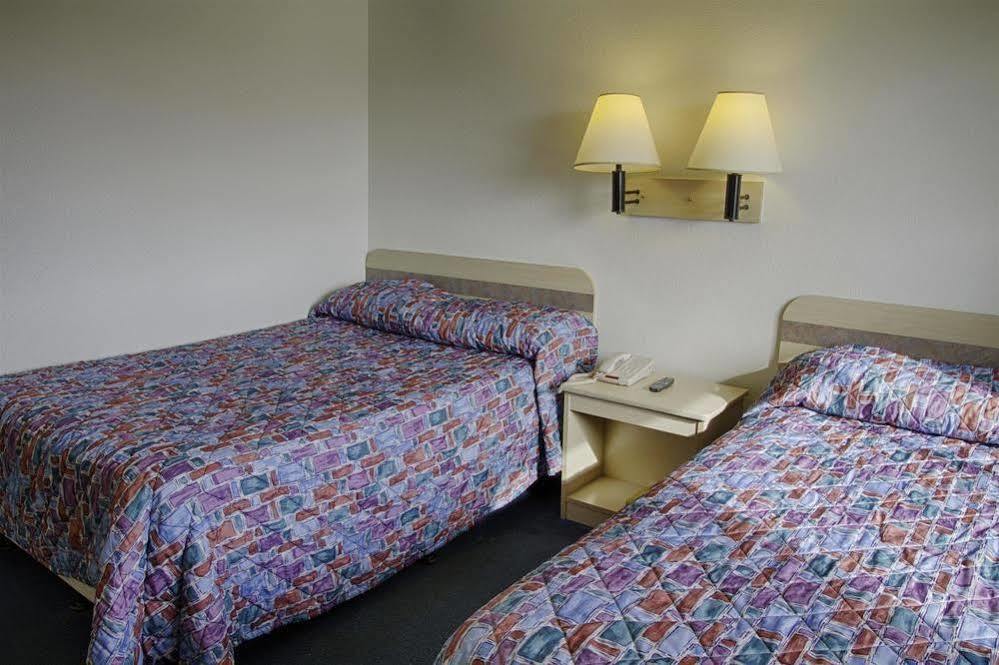 Rodeway Inn Florence - Cincinnati South Extérieur photo